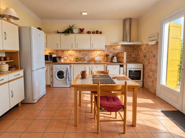 DAX – Maison de caractère de 112 m², architecture singulière et beau potentiel