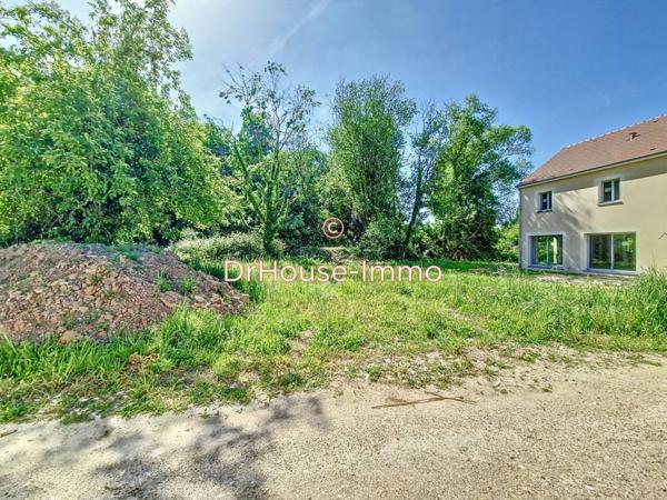 Terrain à vendre de 1 047 m²