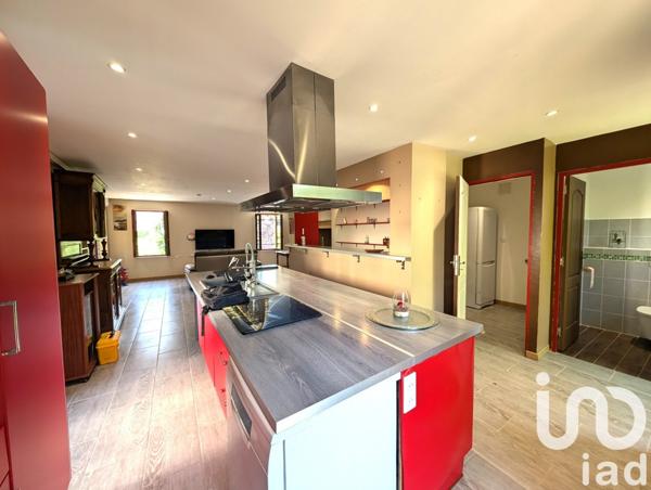 Maison à vendre 6 pièces 180 m² Meyssac