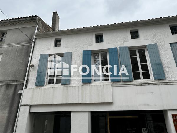 Location Appartement 3 pièces 66.44 m² - 9 RUE DE L'HOTEL DE VILLE Cozes 17120