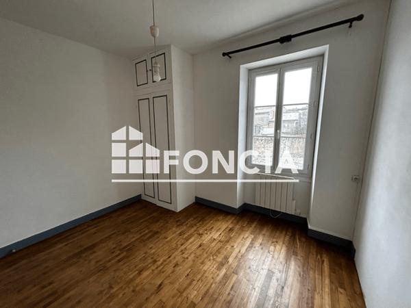 Location Appartement 3 pièces 66.44 m² - 9 RUE DE L'HOTEL DE VILLE Cozes 17120