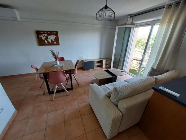 NARBONNE, Appartement MEUBLE 2 pièces avec terrasse + place de parking