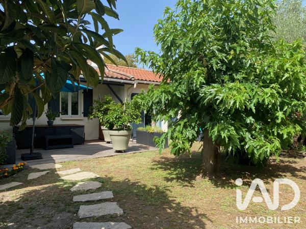 Maison à vendre 4 pièces 93 m² Saint-Médard-en-Jalles