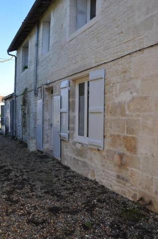 Maison à louer 2 pièces 70.66m²