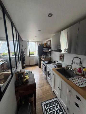 Vente                                                      Appartement
                        
                     2 pièces                      41 m2                     à Dinan