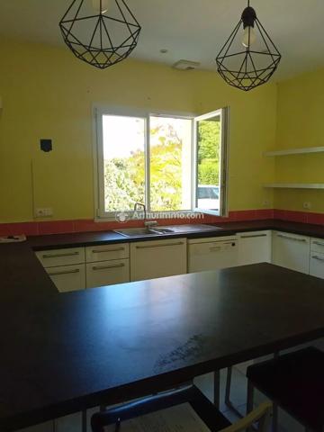 Location Maison 5 pièces 136 m2 à Matha