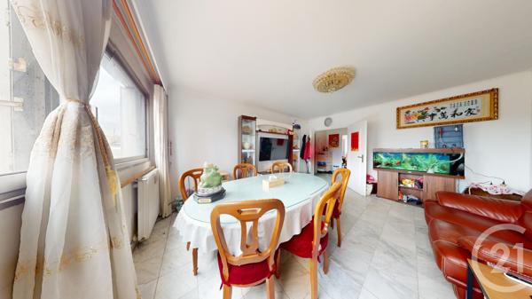 Appartement F5 à vendre  5 pièces - 103 m2 LA COURNEUVE - 93