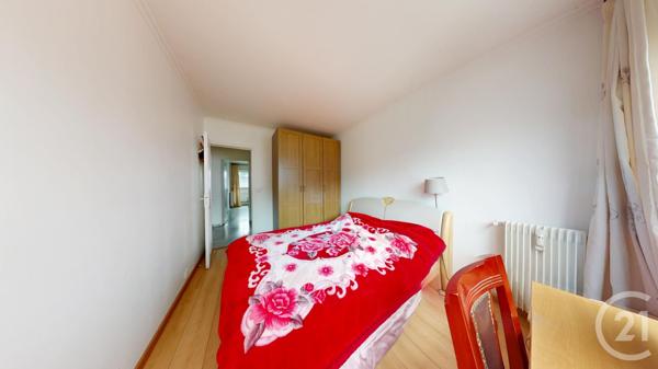 Appartement F5 à vendre  5 pièces - 103 m2 LA COURNEUVE - 93