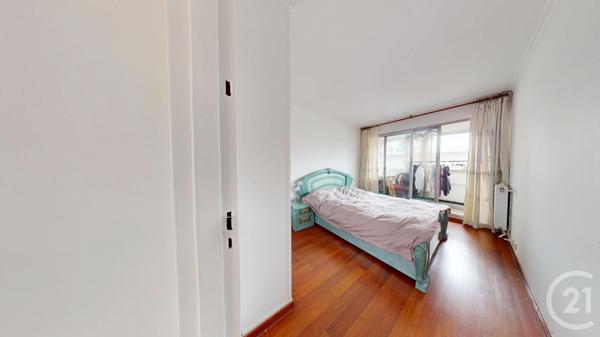 Appartement F5 à vendre  5 pièces - 103 m2 LA COURNEUVE - 93