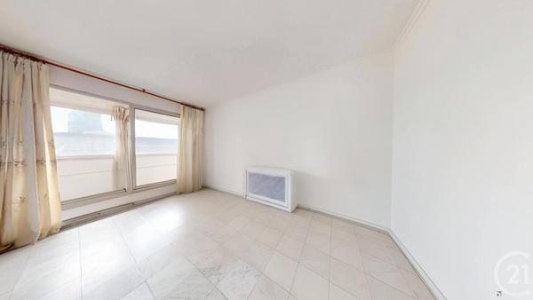 Appartement F5 à vendre  5 pièces - 103 m2 LA COURNEUVE - 93