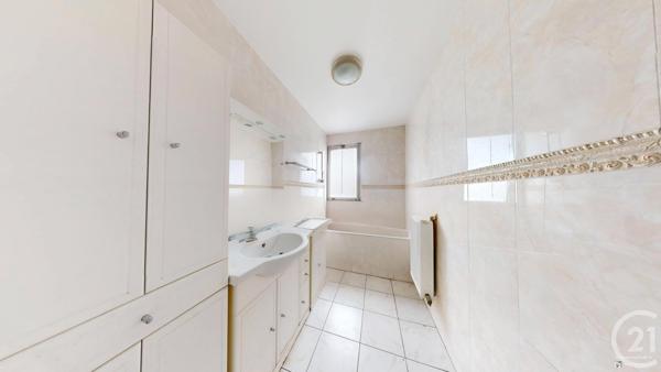 Appartement F5 à vendre  5 pièces - 103 m2 LA COURNEUVE - 93