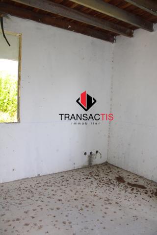 A MANA MAISON JUMELEE DE TYPE 3 EN DUPLEX SUR GRANDE PROPRIETE