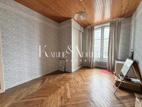 CHARME ET AUTHENTICITÉ POUR CETTE MAISON BOURGEOISE DE CENTRE VILLE