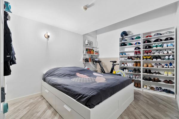 Suresnes (limite Puteaux) - Maison Loft de 208m² (232 m² au sol)