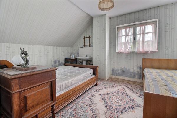 Exclusivité - Maison à rénover avec beaucoup de cachet à Combreux