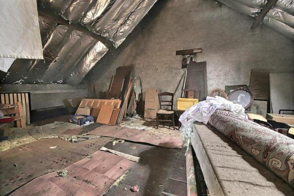 Exclusivité - Maison à rénover avec beaucoup de cachet à Combreux