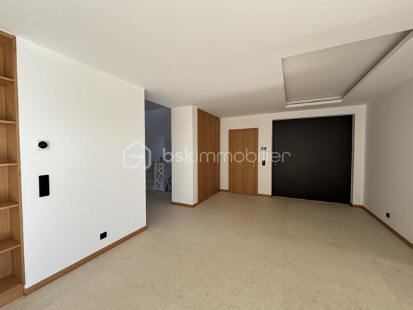 Maison contemporaine de 262,49 m²