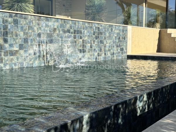 Maison contemporaine de 262,49 m²