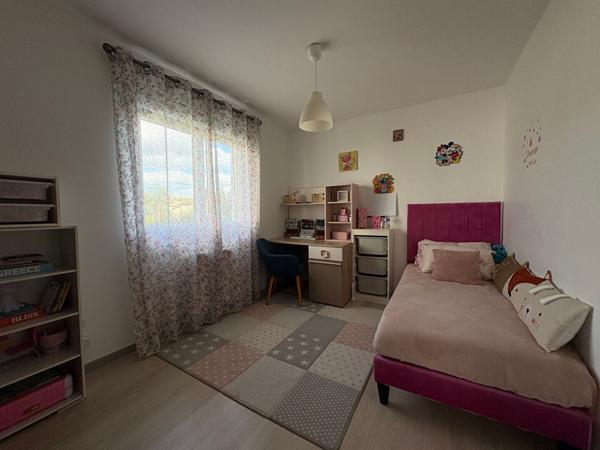 Appartement Tonnay Charente 5 pièce(s)