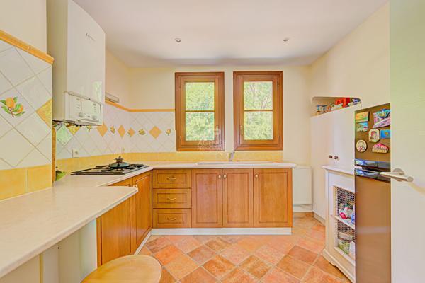 Appartement 4 pièces à vendre à Saint-Germain-en-Laye 420 000 € **  - Référence  18447