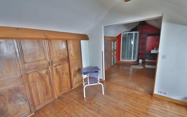 Maison à vendre    5 pièces • 120 m2 Chierry