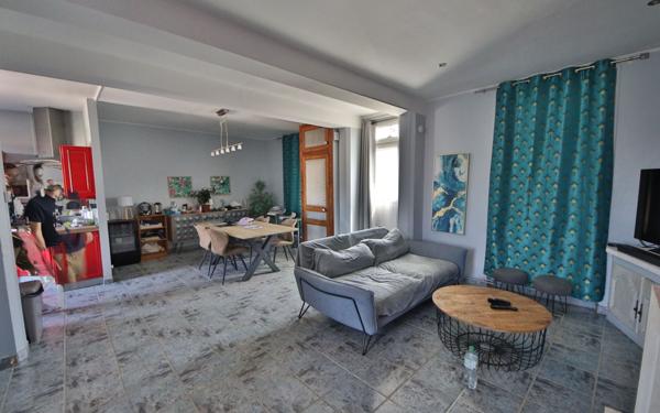 Maison à vendre    5 pièces • 120 m2 Chierry