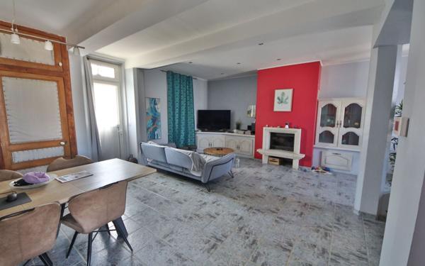 Maison à vendre    5 pièces • 120 m2 Chierry