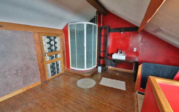 Maison à vendre    5 pièces • 120 m2 Chierry