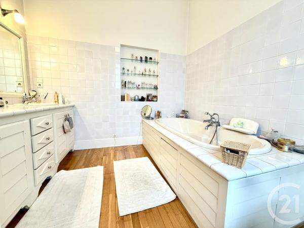 Maison à vendre  5 pièces - 161,71 m2 PERIGUEUX - 24