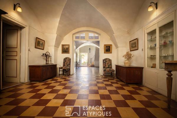 Bâtisse de caractère pour de beaux projets en Basse Ardèche