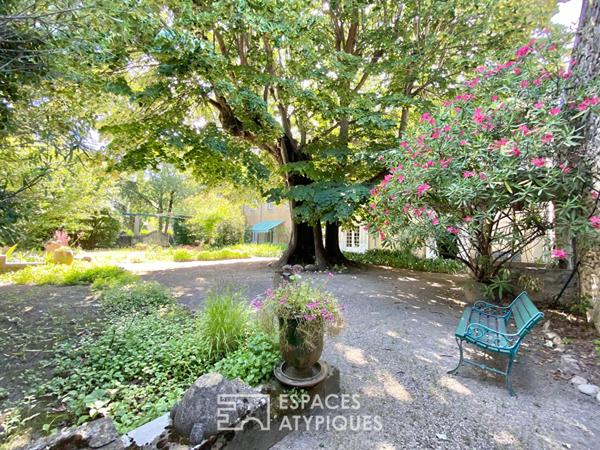 Bâtisse de caractère pour de beaux projets en Basse Ardèche