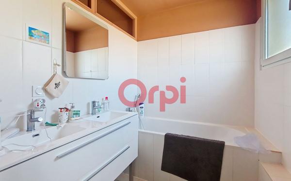 Maison à vendre    5 pièces • 122 m2 Perpignan