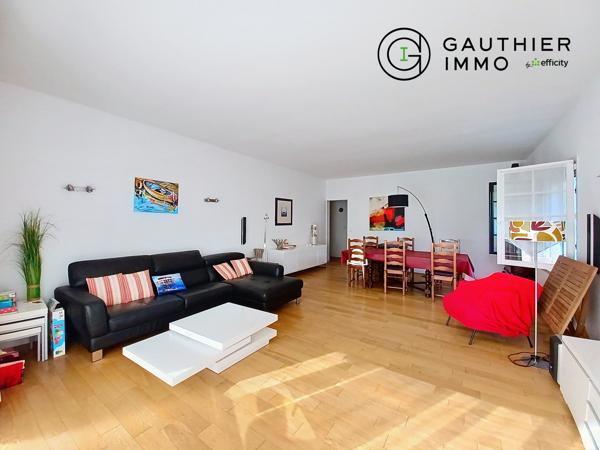 Appartement
         4 pièces
        - 90 m² 550 000 € *