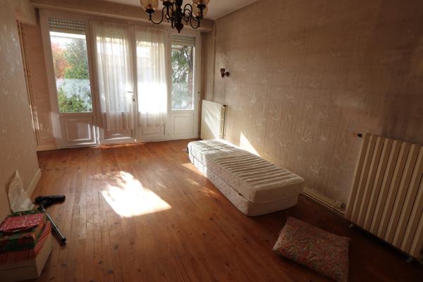 Maison 5 pièces 75m² secteur SAINT JEAN D'ANGELY (17)