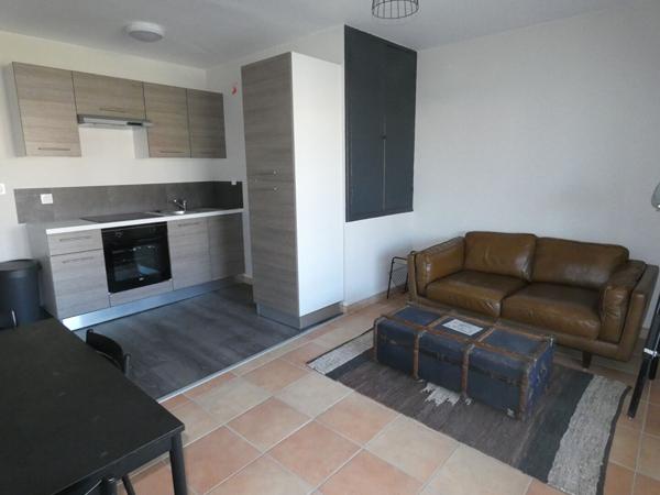 Appartement MEUBLE Villeneuve Sur Lot 2 pièce(s) avec balcon , Villeneuve sur lot