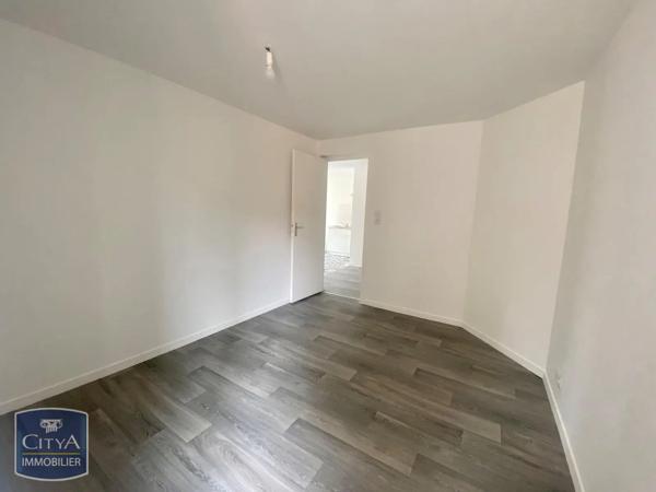 Appartement à louer 2 pièces 42.75m² Dieppe (76200)