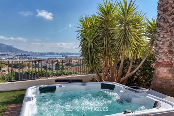 Maison familiale avec vue sur la rade de Toulon