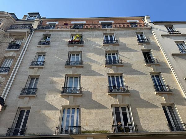 Appartement 3 Pièces 40 M² Métros Daumesnil/Michel Bizot PARIS 12ème arrondissement