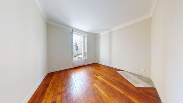 Appartement 3 Pièces 40 M² Métros Daumesnil/Michel Bizot PARIS 12ème arrondissement