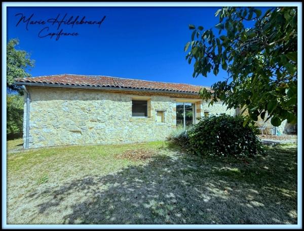 Maison en pierre de plus de 220m² - 5 chambres - jardin, piscine, dépendances - 3600m²