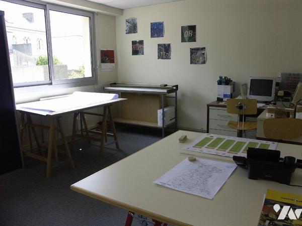 Bâtiment à usage de bureaux