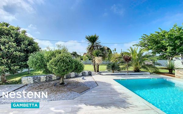 À vendre belle maison de plain-pied avec piscine à Villemade, proche Montauban (82) garage