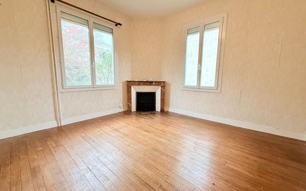 Maison à vendre    6 pièces •  Aire-sur-l'Adour