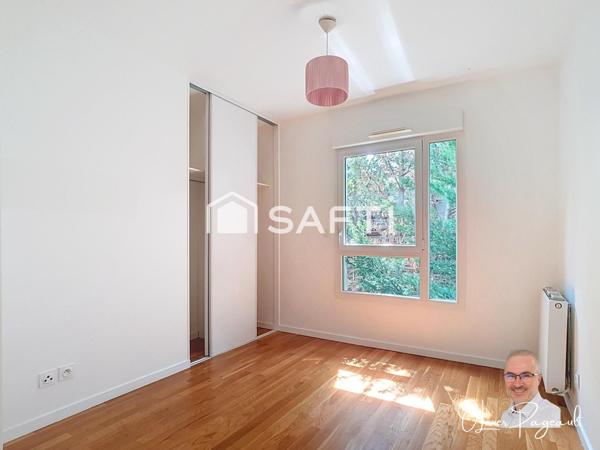 VILLA T5 EN TRIPLEX, MODERNE AUX PORTES DE LYON