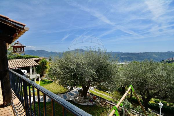 Maison 4 chambre(s) à vendre - Gattières, Alpes-Maritimes - 06