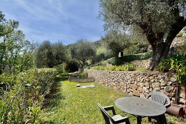 Maison 4 chambre(s) à vendre - Gattières, Alpes-Maritimes - 06