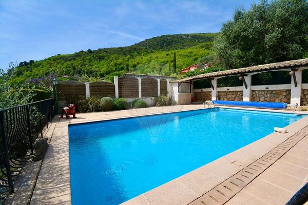Maison 4 chambre(s) à vendre - Gattières, Alpes-Maritimes - 06