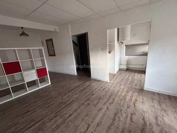 Location Appartement 1 pièces 27 m2 à Aubagne