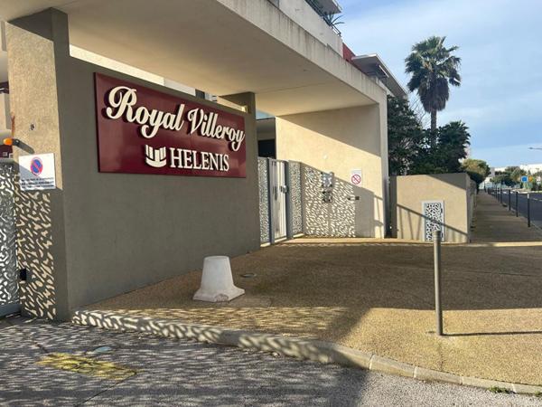 Appartement royal villeroy Sete , garage et piscine