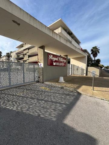Appartement royal villeroy Sete , garage et piscine